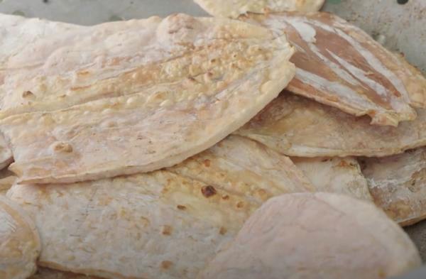 Cách làm mực ép tẩm gia vị